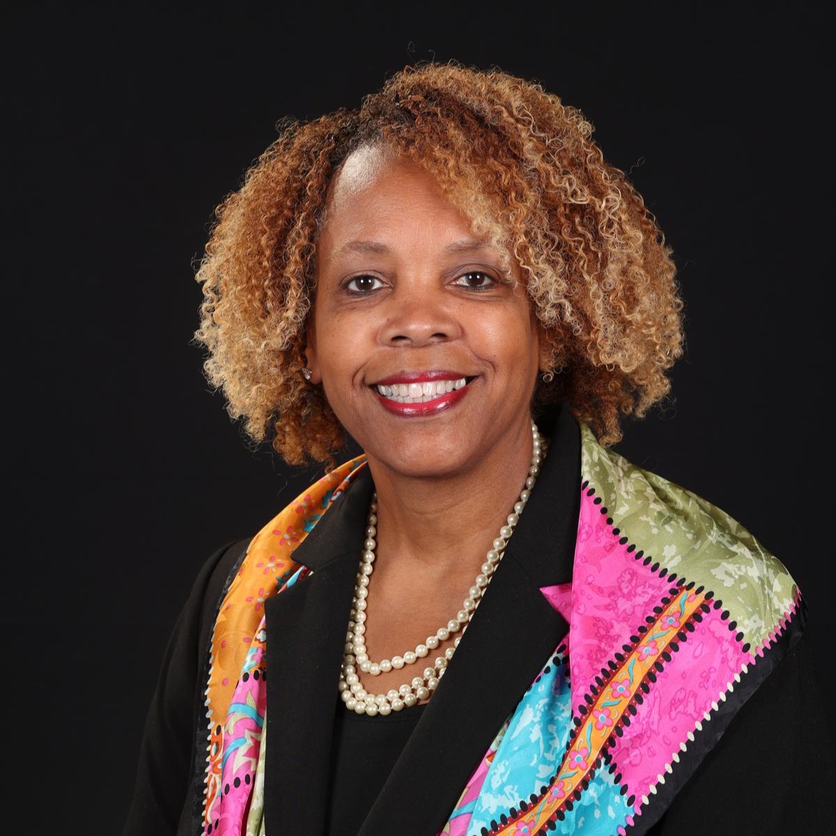 Tracey Gray-Walker Headshot Square 